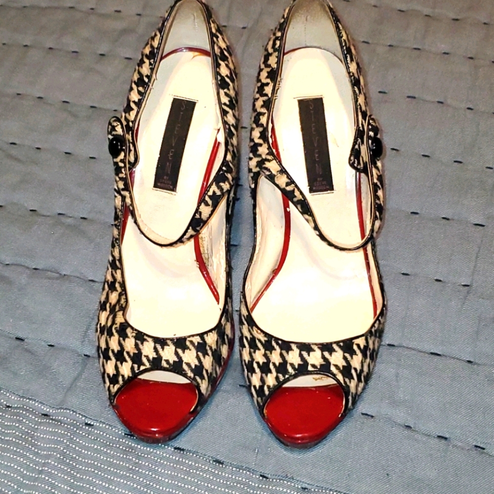 Steve Madden heels Houndstooth print